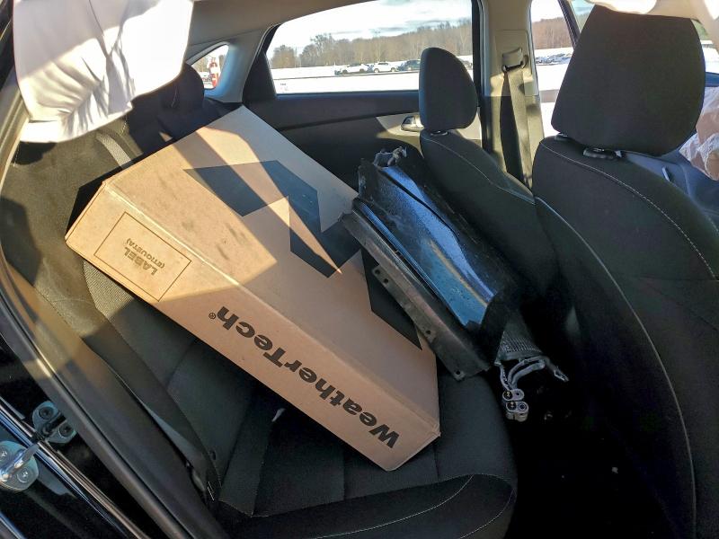 Фото 10 - KIA FORTE