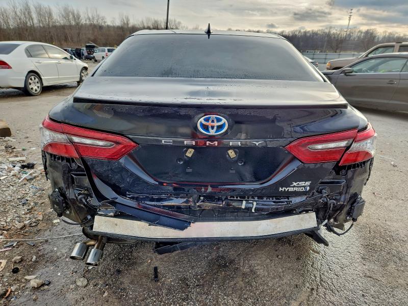 Фото 6 - TOYOTA CAMRY