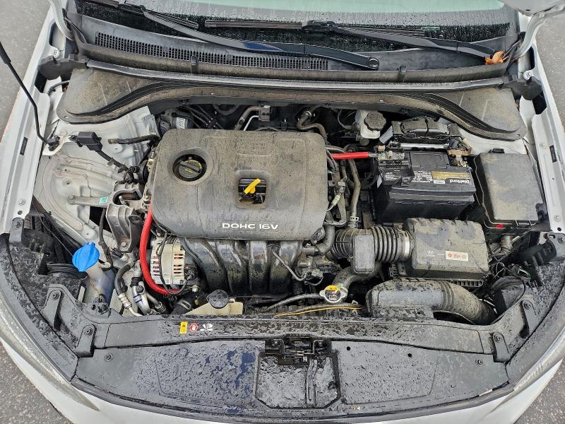 Фото 11 - HYUNDAI ELANTRA