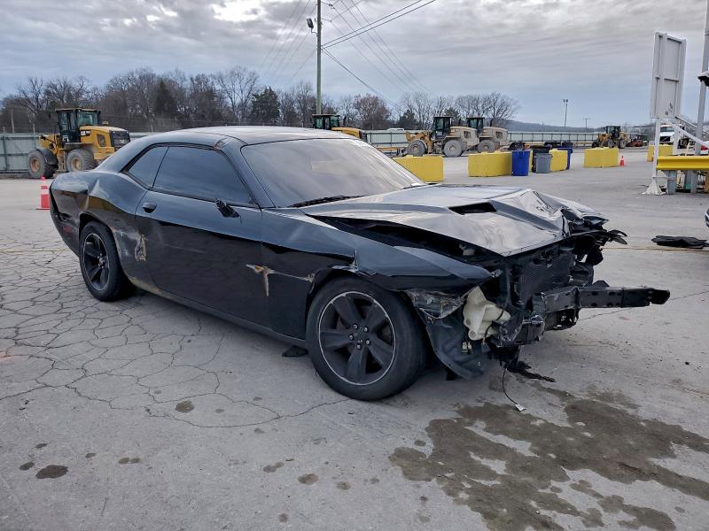 Фото 4 - DODGE CHALLENGER