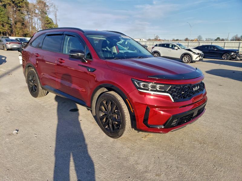 Фото 4 - KIA SORENTO