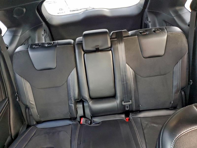 Фото 10 - FORD EDGE