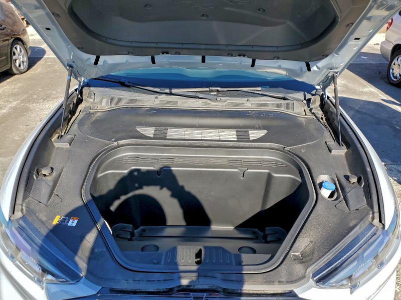 Фото 11 - FORD MUSTANG