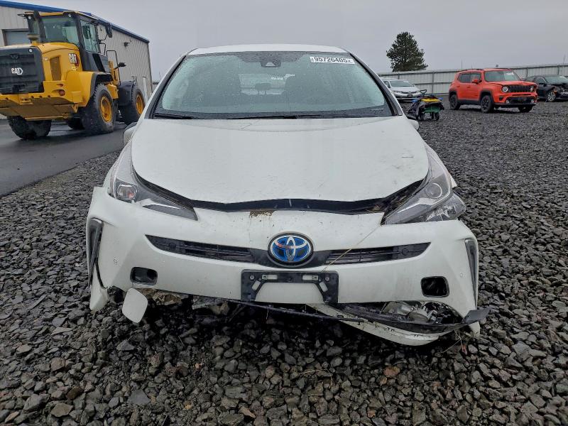 Фото 5 - TOYOTA PRIUS