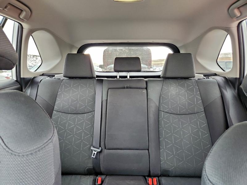 Фото 10 - TOYOTA RAV4