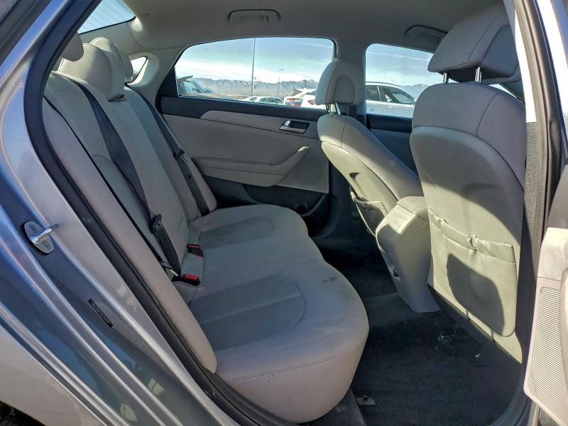 Фото 10 - HYUNDAI SONATA