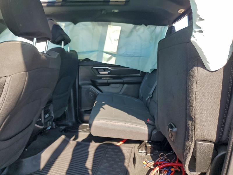 Фото 10 - RAM 1500