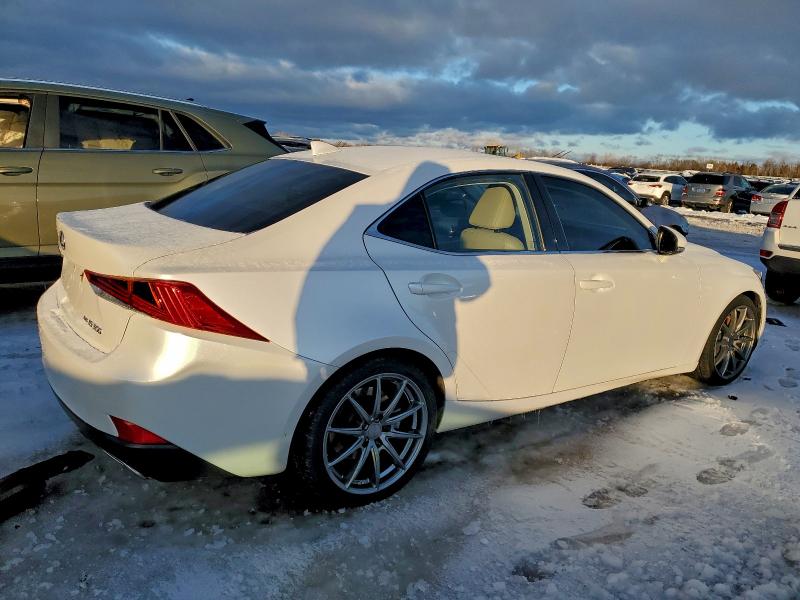 Фото 3 - LEXUS IS