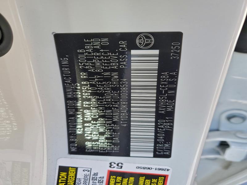 Фото 12 - TOYOTA CAMRY