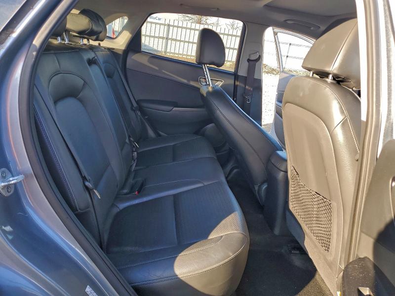 Фото 11 - HYUNDAI KONA