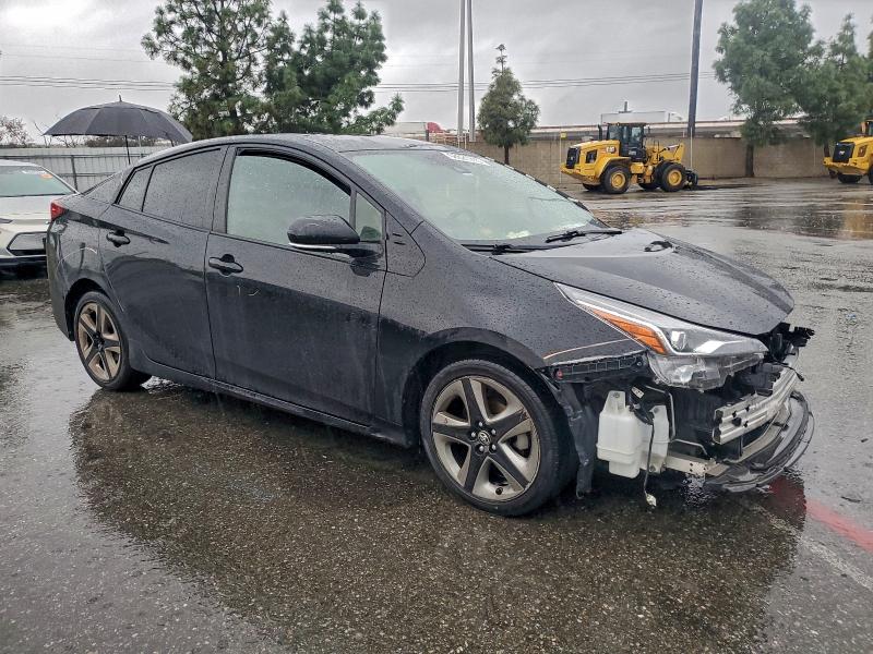 Фото 4 - TOYOTA PRIUS