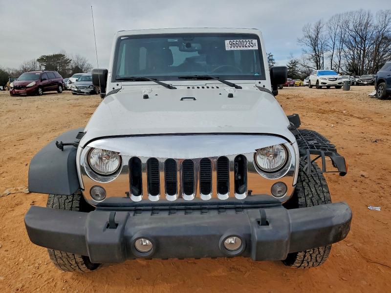 Фото 5 - JEEP WRANGLER