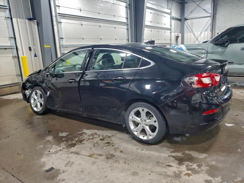 Фото 2 - CHEVROLET CRUZE