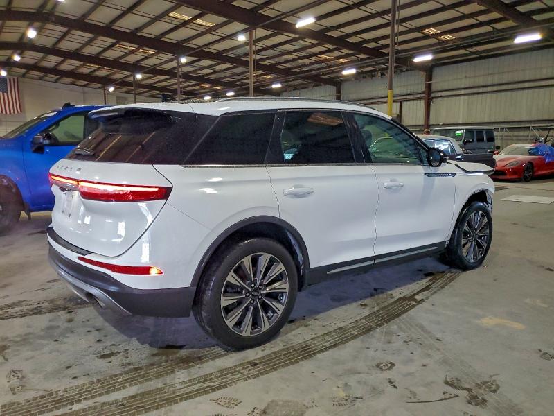 Фото 3 - LINCOLN CORSAIR