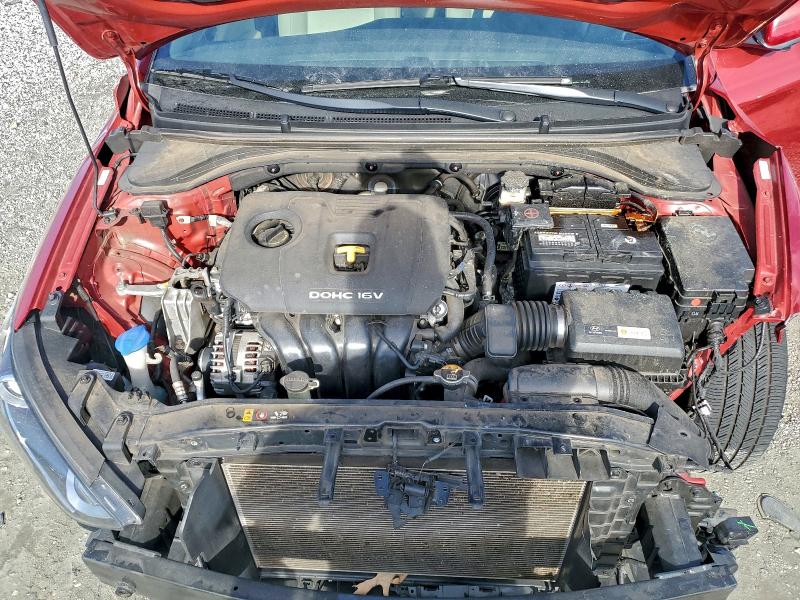 Фото 11 - HYUNDAI ELANTRA