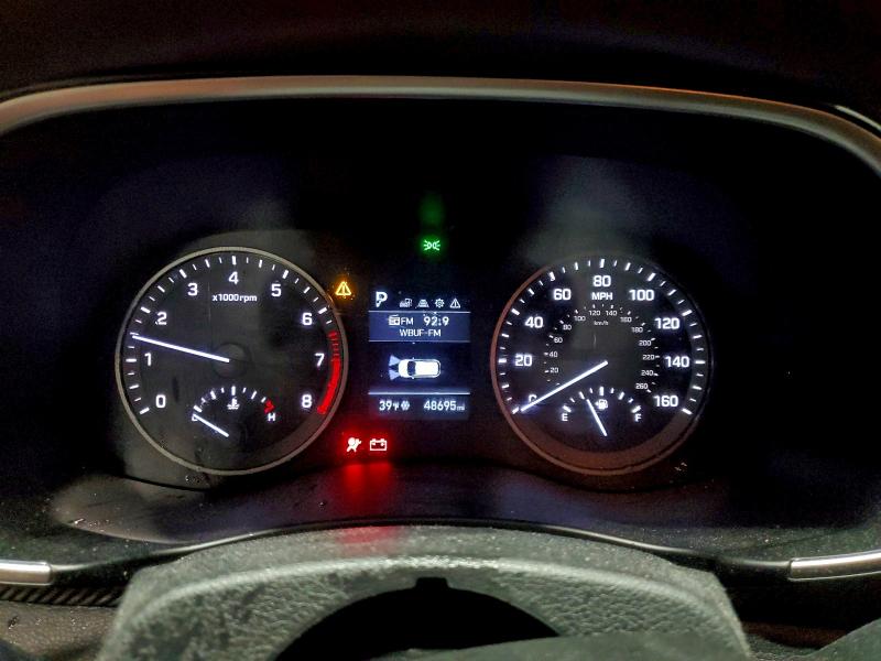 Фото 9 - HYUNDAI TUCSON