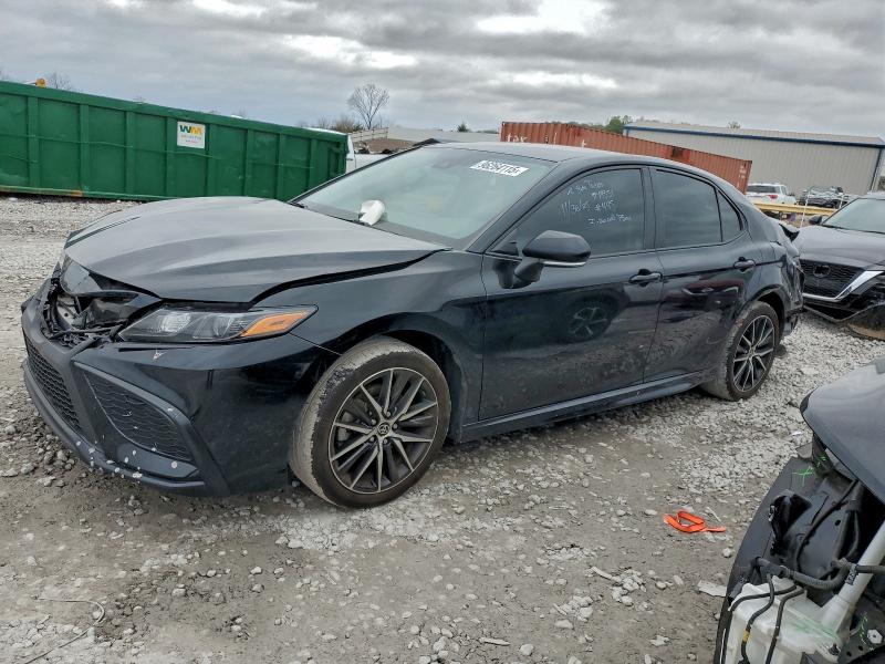 Фото 1 - TOYOTA CAMRY