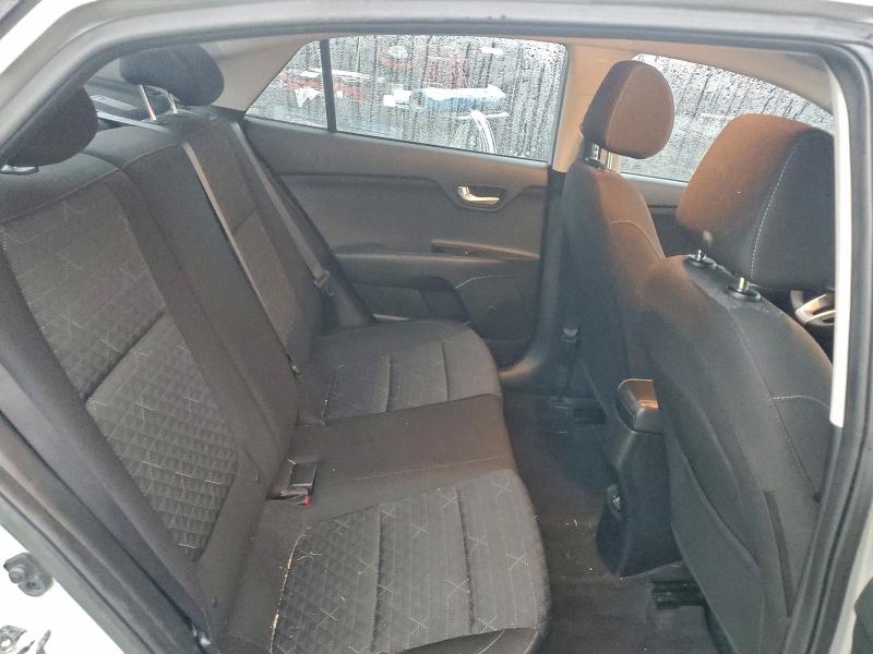 Фото 10 - KIA RIO