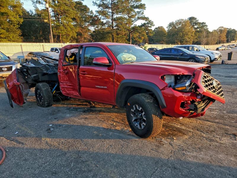 Фото 4 - TOYOTA TACOMA
