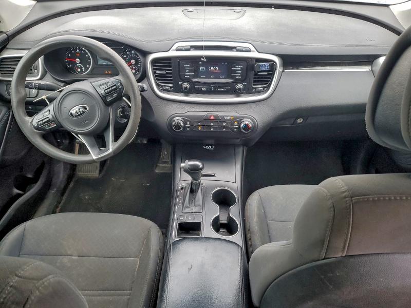 Фото 8 - KIA SORENTO