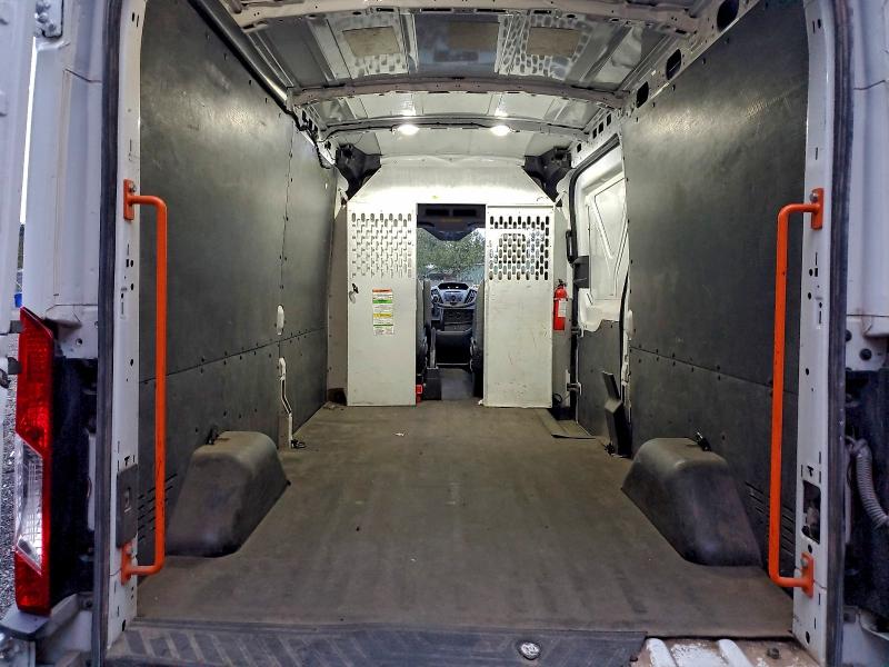 Фото 10 - FORD TRANSIT