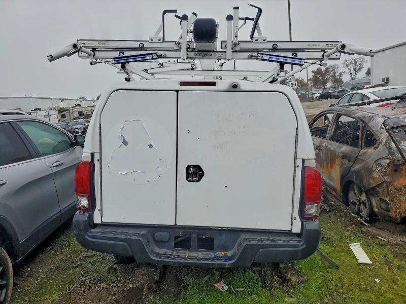 Фото 6 - TOYOTA TACOMA