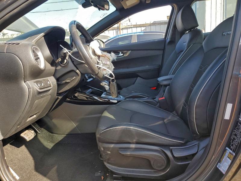 Фото 7 - KIA FORTE