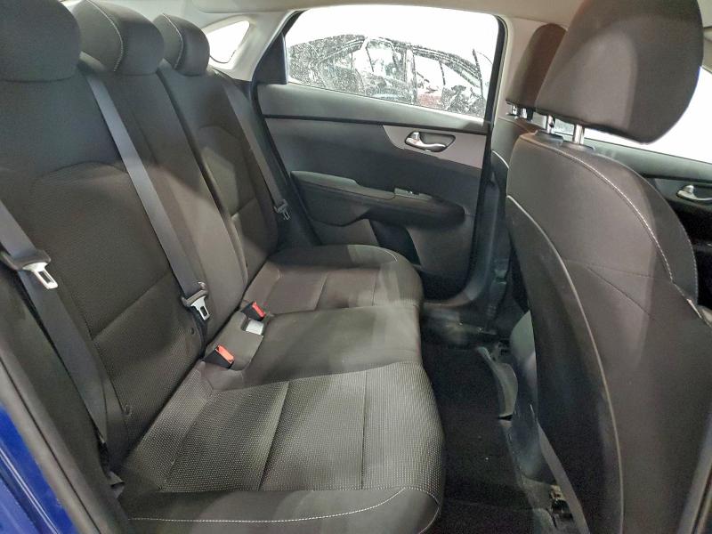 Фото 10 - KIA FORTE