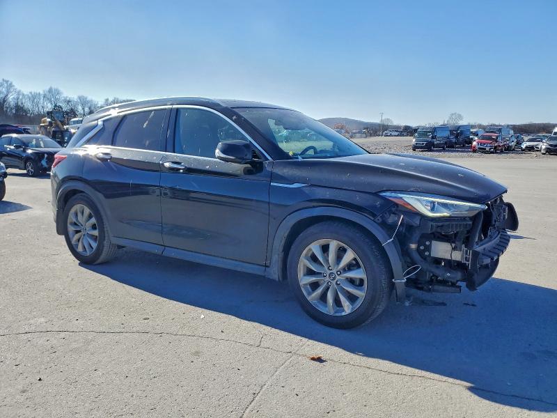 Фото 4 - INFINITI QX50