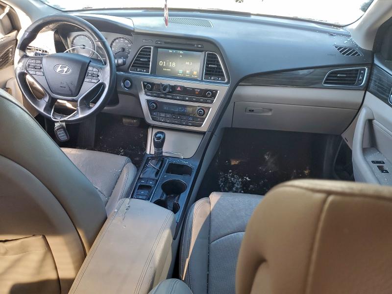 Фото 8 - HYUNDAI SONATA