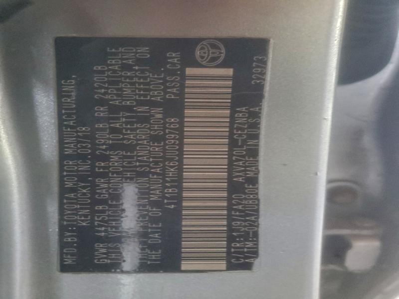 Фото 13 - TOYOTA CAMRY