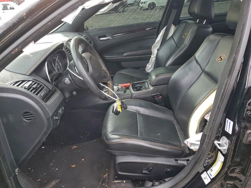 Фото 7 - CHRYSLER 300