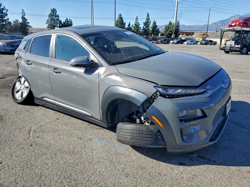 Фото 4 - HYUNDAI KONA