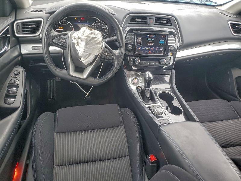 Фото 8 - NISSAN MAXIMA