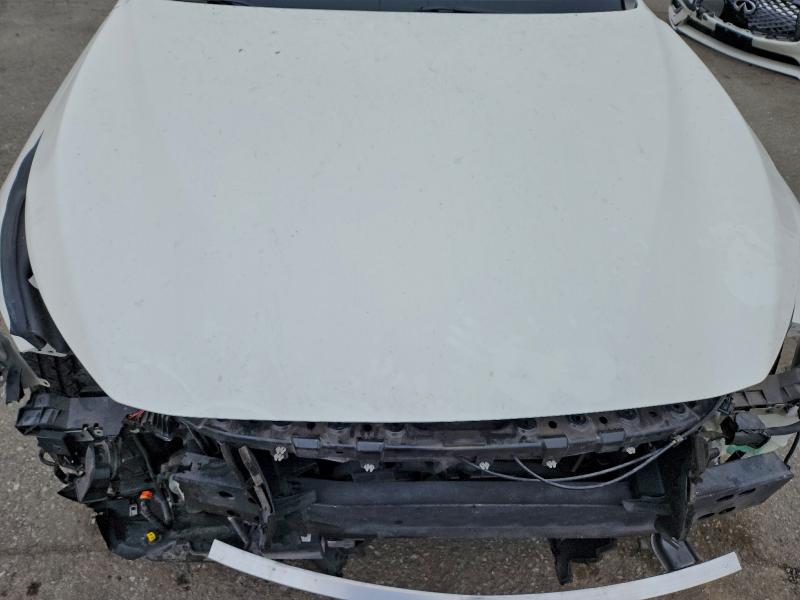 Фото 11 - INFINITI Q50