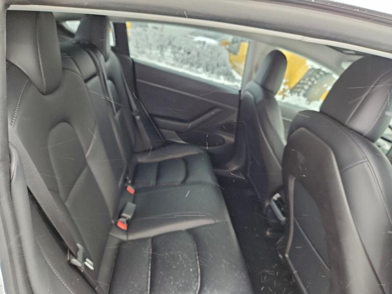 Фото 10 - TESLA MODEL 3