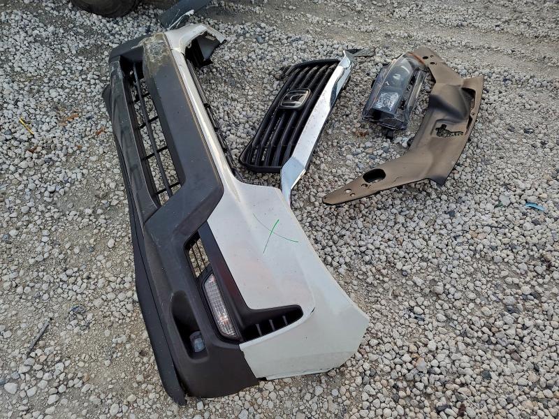 Фото 12 - HONDA RIDGELINE