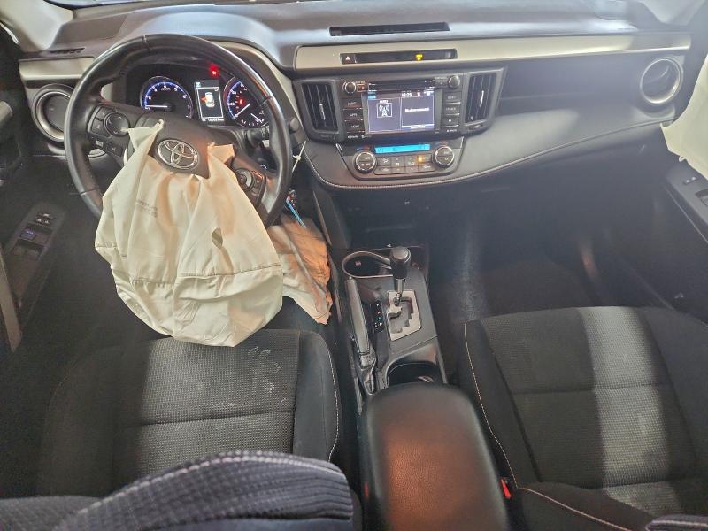 Фото 8 - TOYOTA RAV4