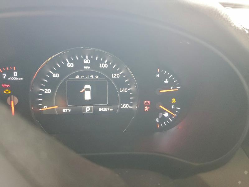 Фото 9 - KIA SORENTO