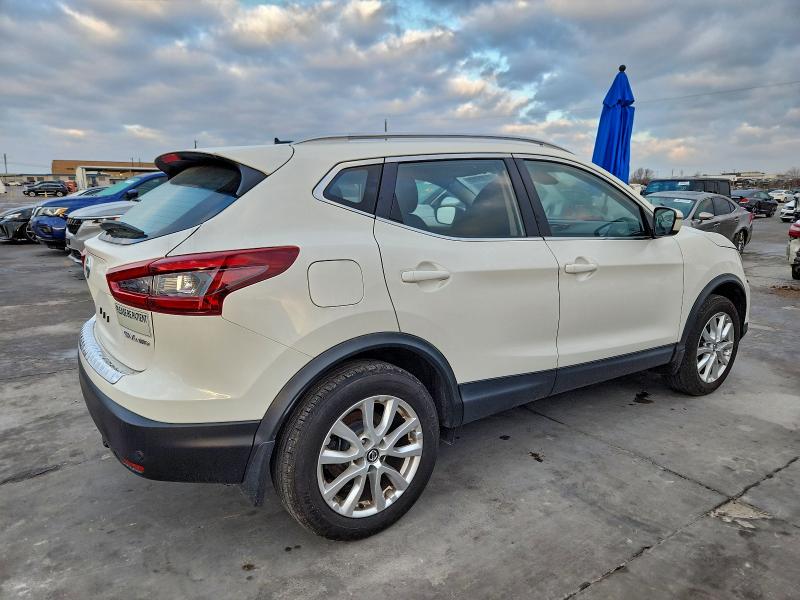 Фото 3 - NISSAN ROGUE