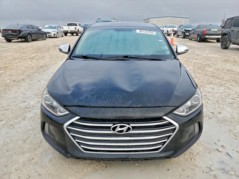 Фото 5 - HYUNDAI ELANTRA