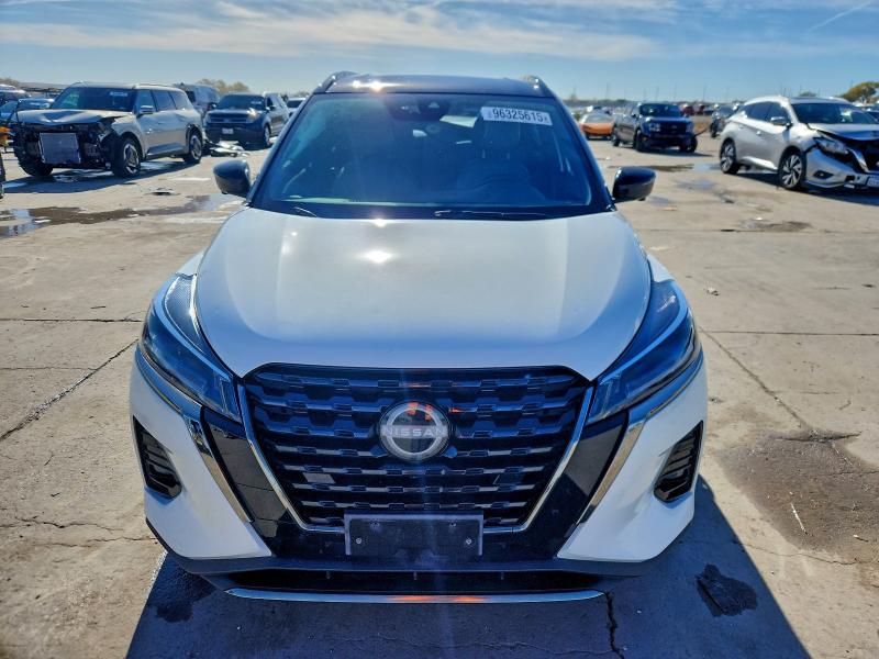 Фото 5 - NISSAN KICKS