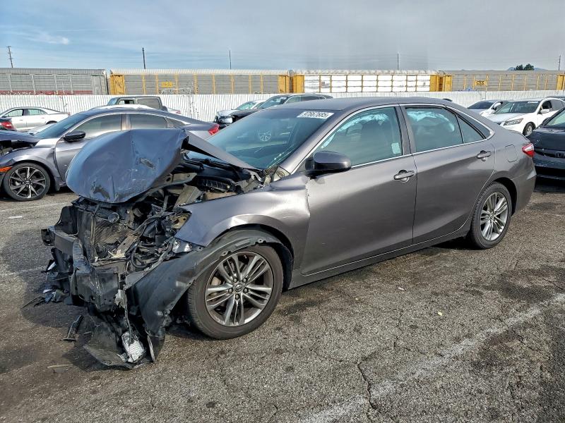 Фото 1 - TOYOTA CAMRY