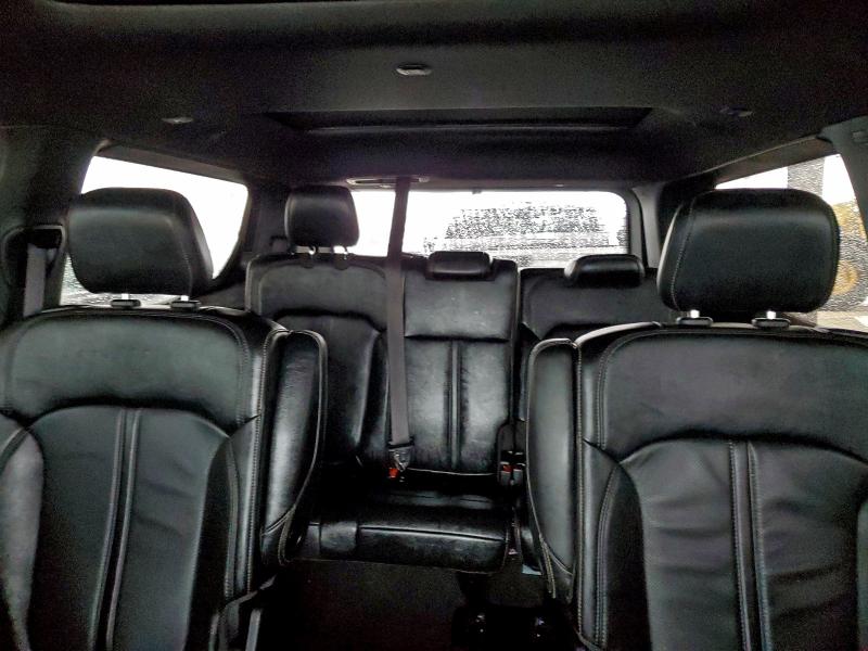 Фото 10 - JEEP WAGONEER