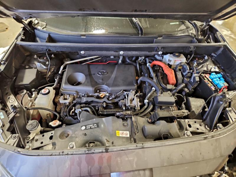 Фото 12 - TOYOTA RAV4