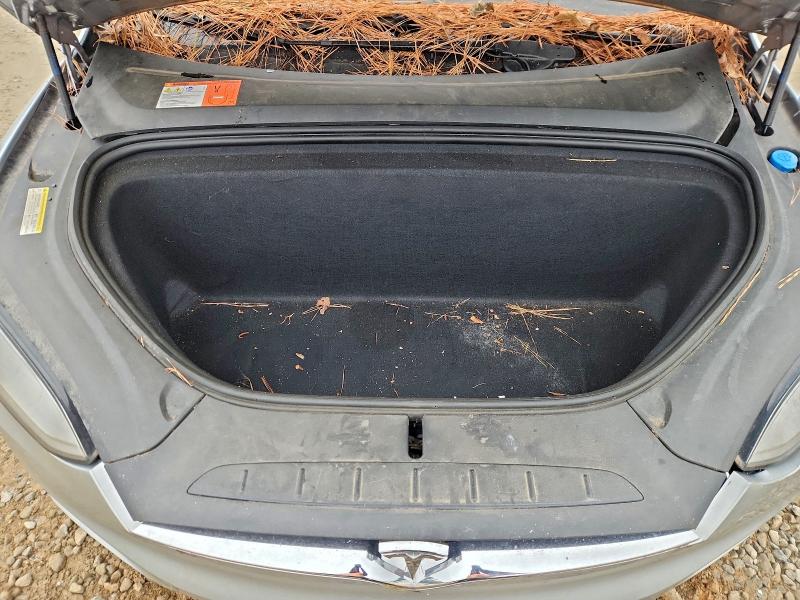 Фото 11 - TESLA MODEL X