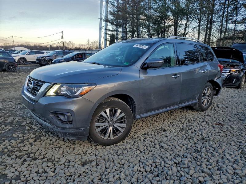 Фото 1 - NISSAN PATHFINDER