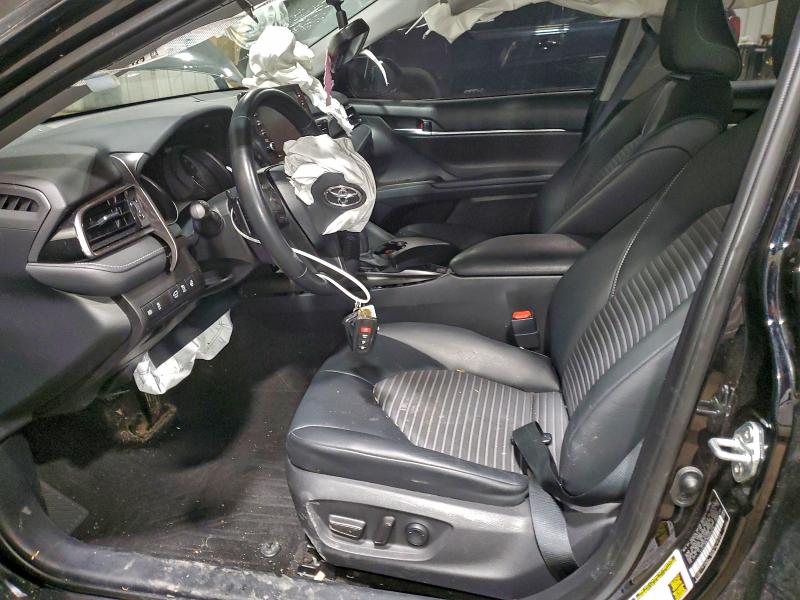 Фото 7 - TOYOTA CAMRY