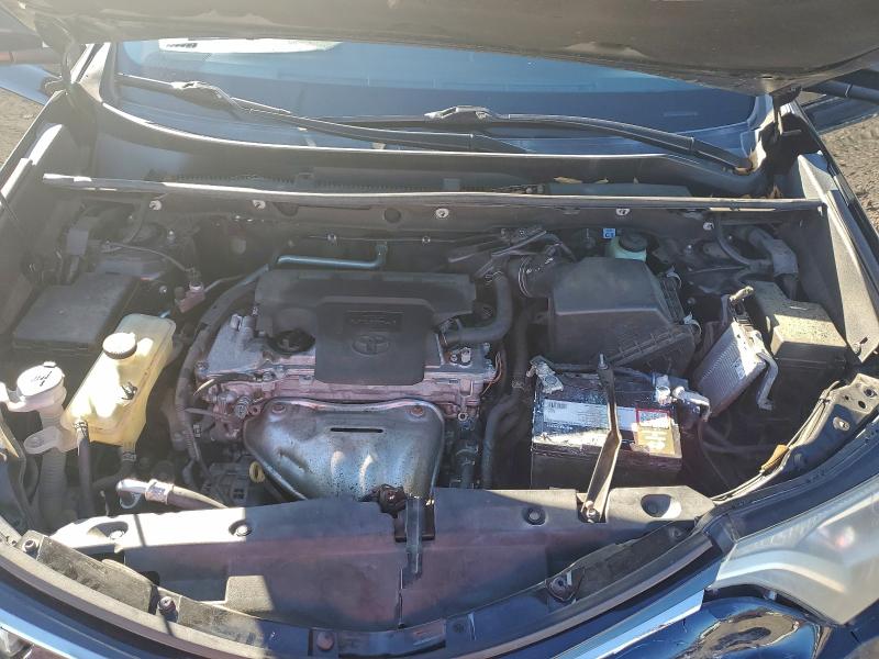 Фото 12 - TOYOTA RAV4