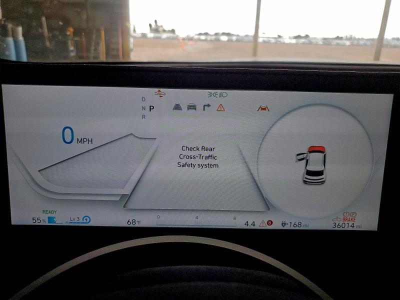 Фото 9 - HYUNDAI IONIQ